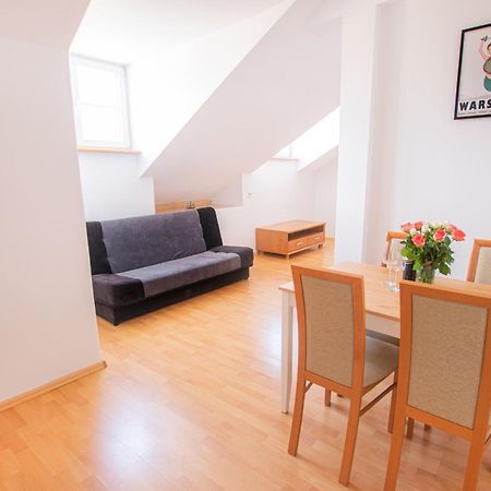 Podwale Str Large Flat In The Heart Of Old Town Apartment วอร์ซอ ภายนอก รูปภาพ